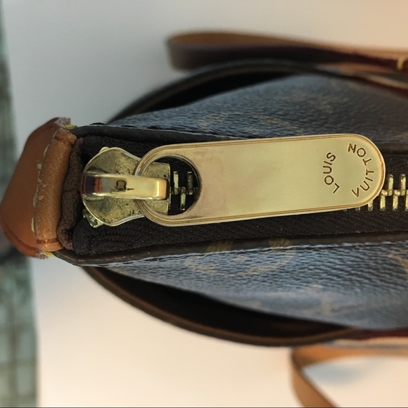 Louis Vuitton Monogram Totally MM - Picture 11 of 15